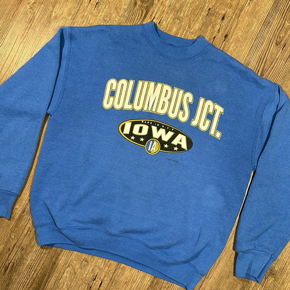 Vintage Fruit of the Loom Iowa Crewneck